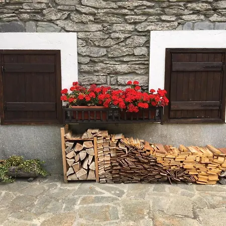 Apartment Apartment In Derby La Salle Ground Floor Villaret