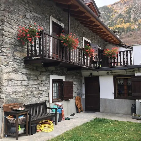 Apartment In Derby La Salle Ground Floor *