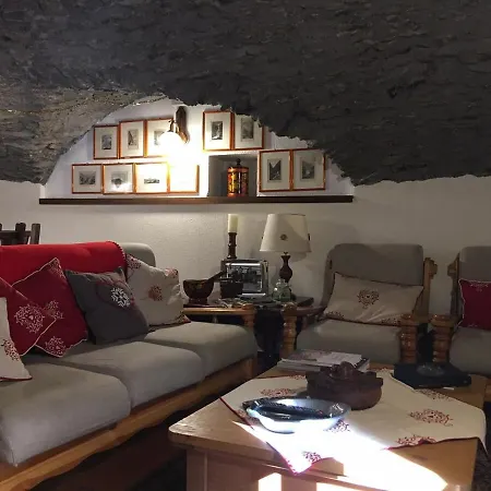 Apartment In Derby La Salle Ground Floor * Villaret